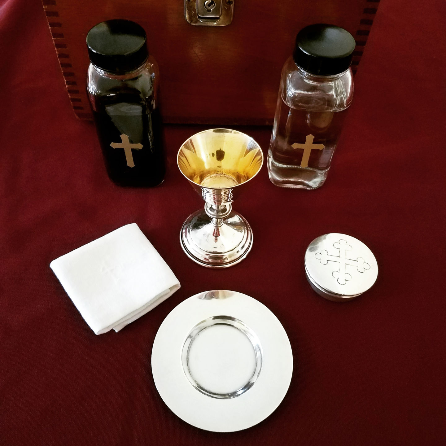 Eucharist4.jpg